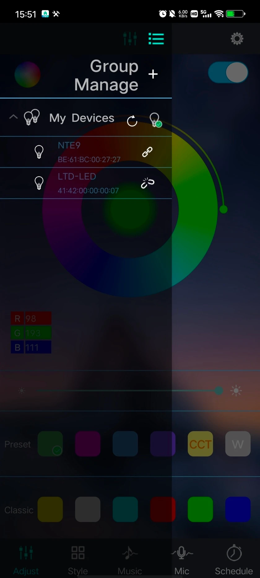 Lotus Lantern device list: Group Manage, My Devices with controller names and Bluetooth addresses, and a link icon showing connection state.
