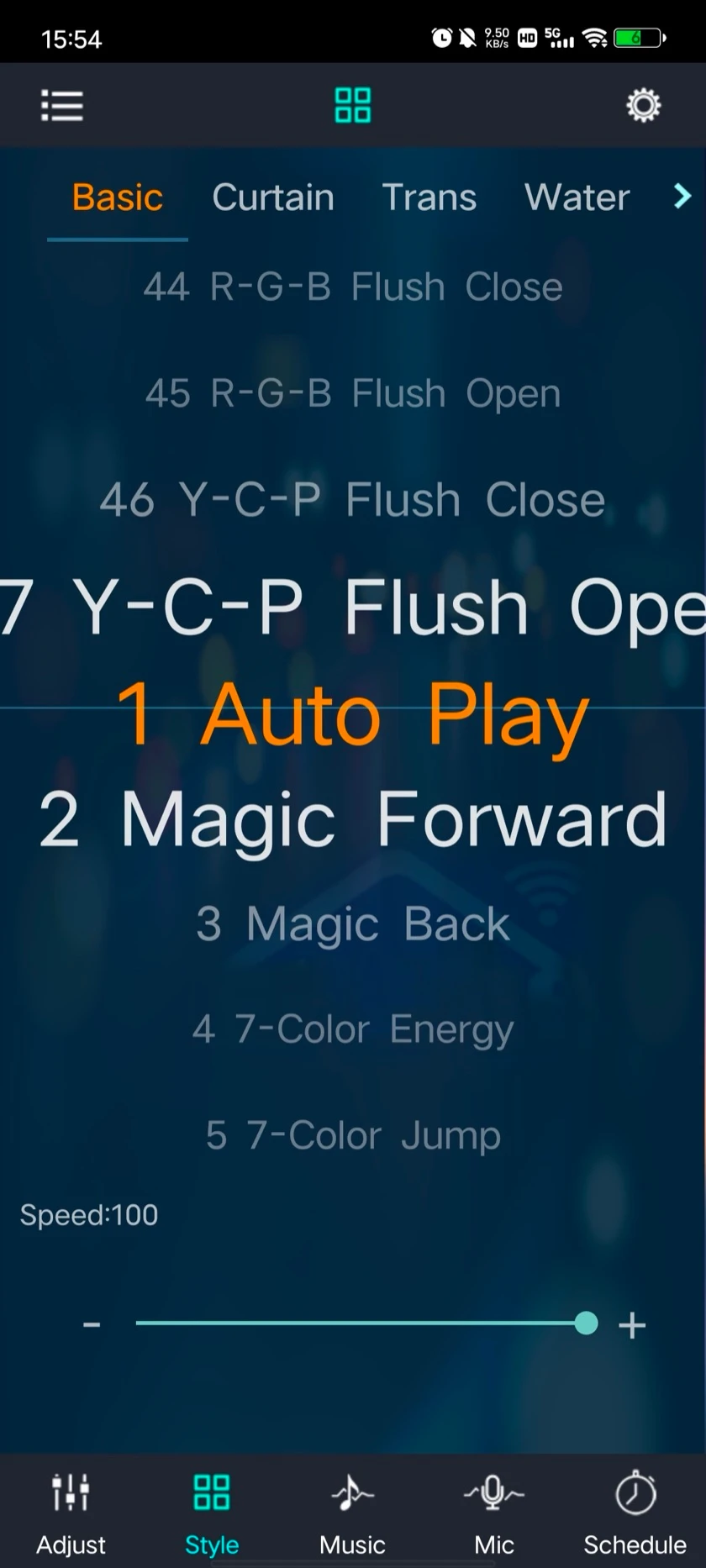 Magic Lantern Style tab: category tabs Basic, Curtain, Trans and Water, a numbered scrolling list with 1 Auto Play, 2 Magic Forward, 3 Magic Back, 4 7-Color Energy and 5 7-Color Jump, and a Speed slider.